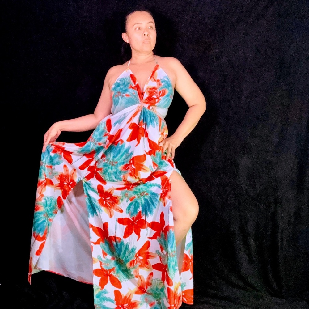 Vibrant Floral Halter Maxi Dress - Picture 3 of 11